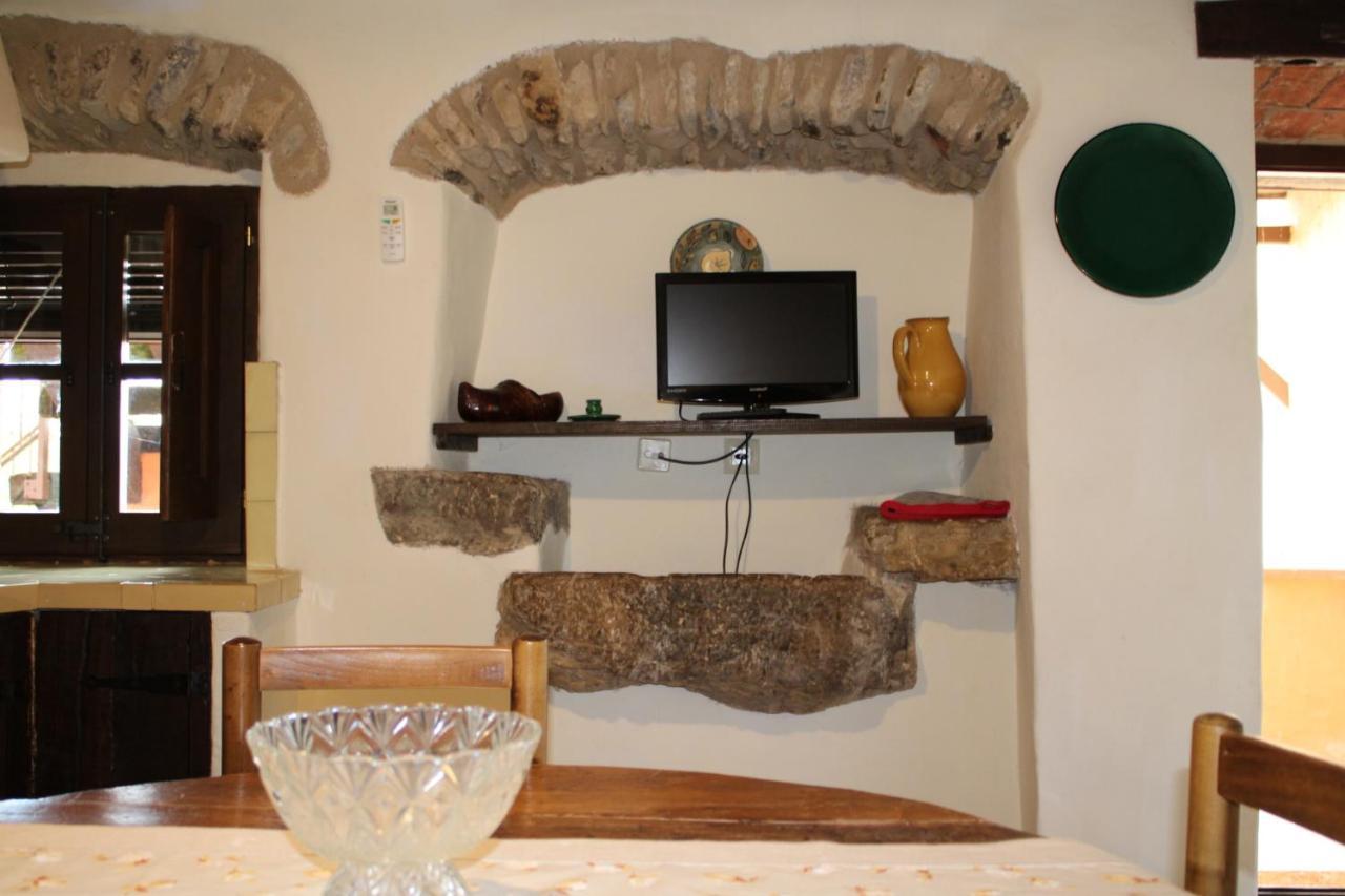 Apartaments Rurals Ai Manyac San Miguel de Cruilles Exterior foto